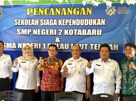 Pemkab Canangkan SMPN 2 Kotabaru dan SMAN 1 PL. Tengah Sebagai Sekolah Siaga Kependudukan