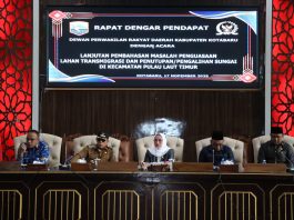 Bupati Kotabaru Hadiri Rapat Mediasi Bersama DPRD dan Masyarakat Pulau Laut Timur