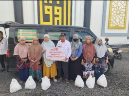 LAZISMU Al Furqan Berbagi Sembako dan Paket UMKM